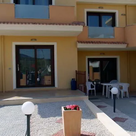Ibiscus Appart hôtel 3*
